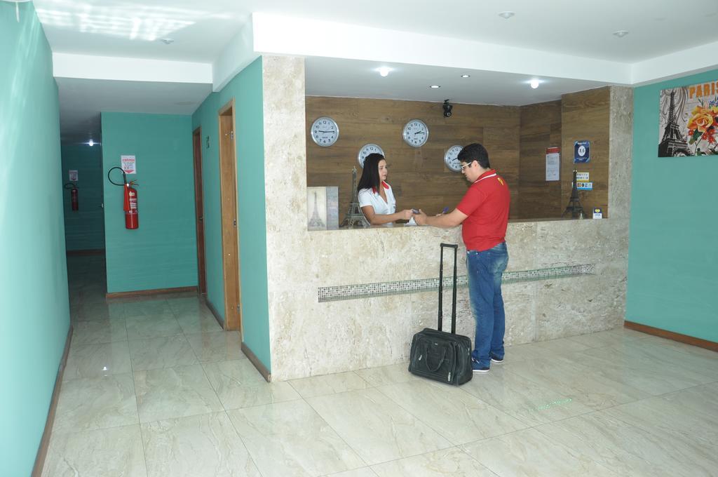Bonjour Hotel Macae Exterior photo