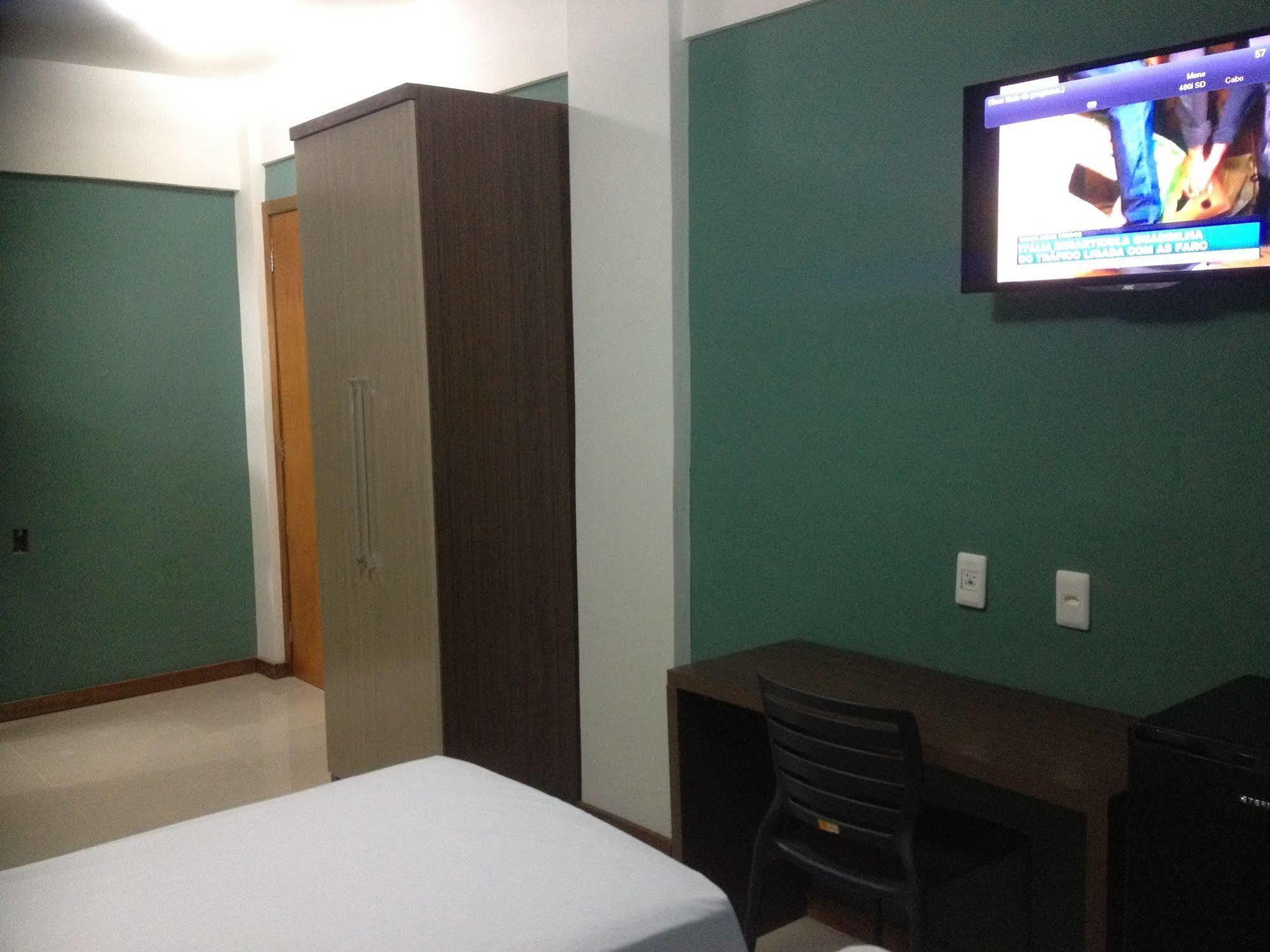 Bonjour Hotel Macae Exterior photo