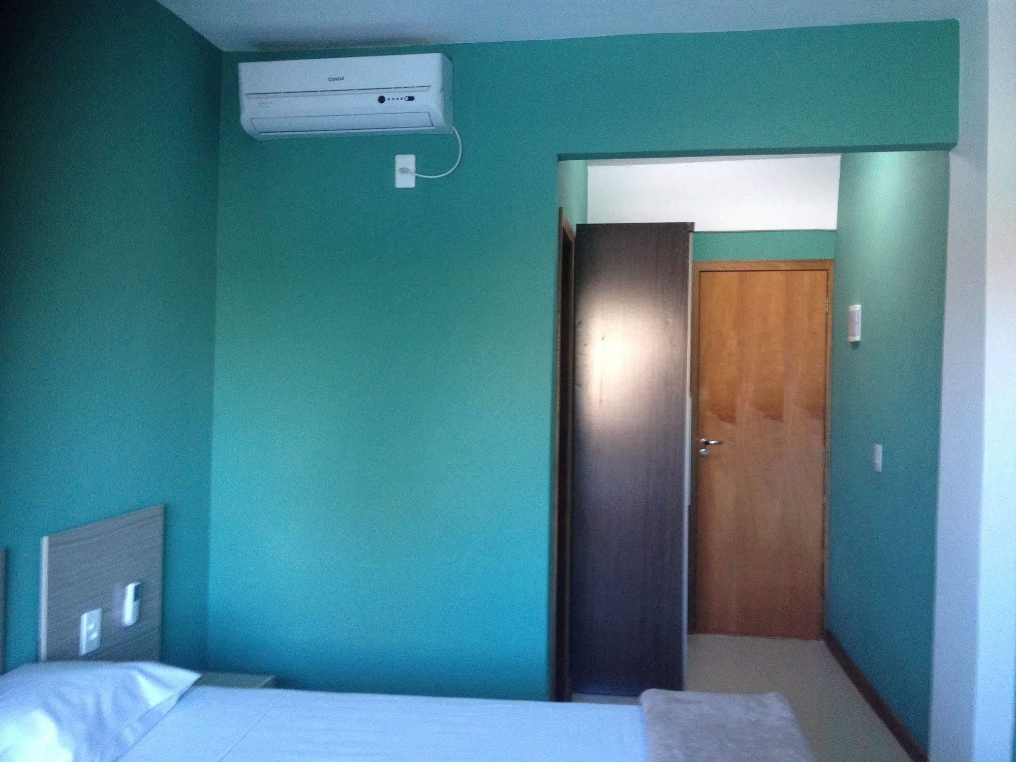 Bonjour Hotel Macae Exterior photo