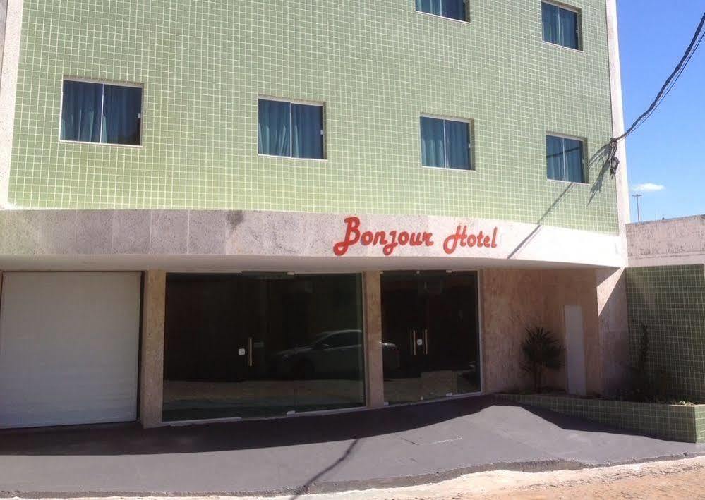 Bonjour Hotel Macae Exterior photo